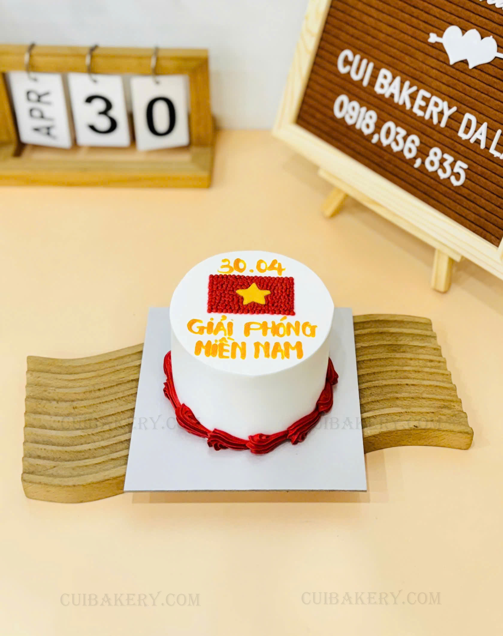 Mẫu bánh kem mini MN009