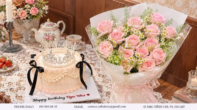 Gợi Ý Bánh Tặng Sinh Nhật Tháng 10: Nhẹ Vị, Đẹp Ảnh, Dễ Giao Tận Nơi